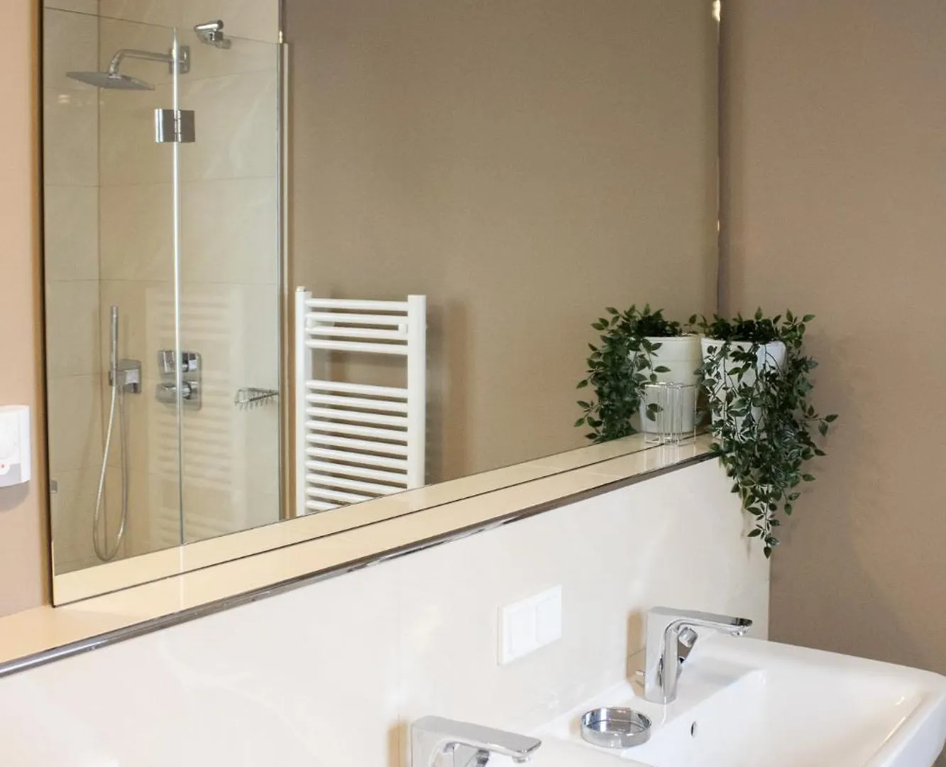 Luxus-Penthouse Im Zentrum Frankfurt am Main 0*,  Germany
